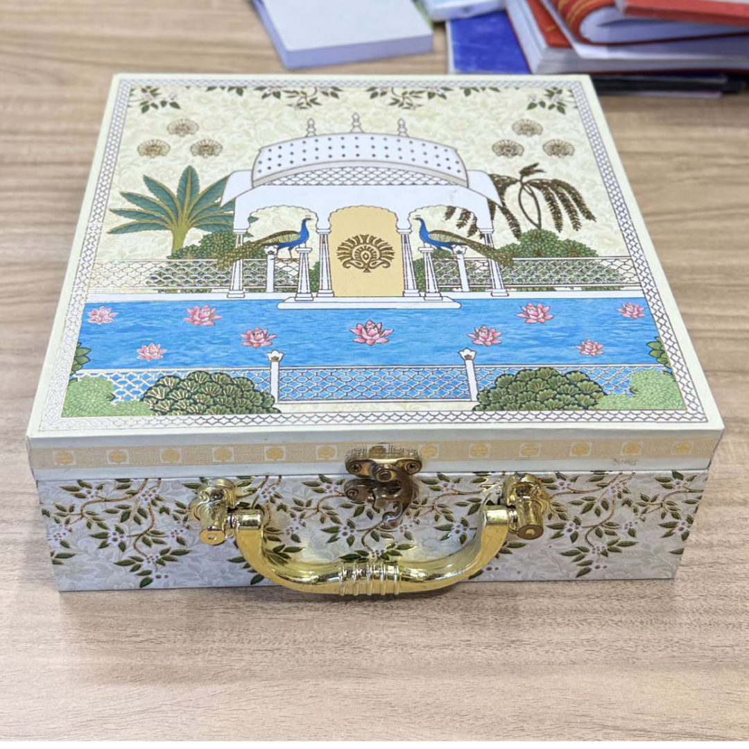 4 jar Yellow MGI Printed Gift Box