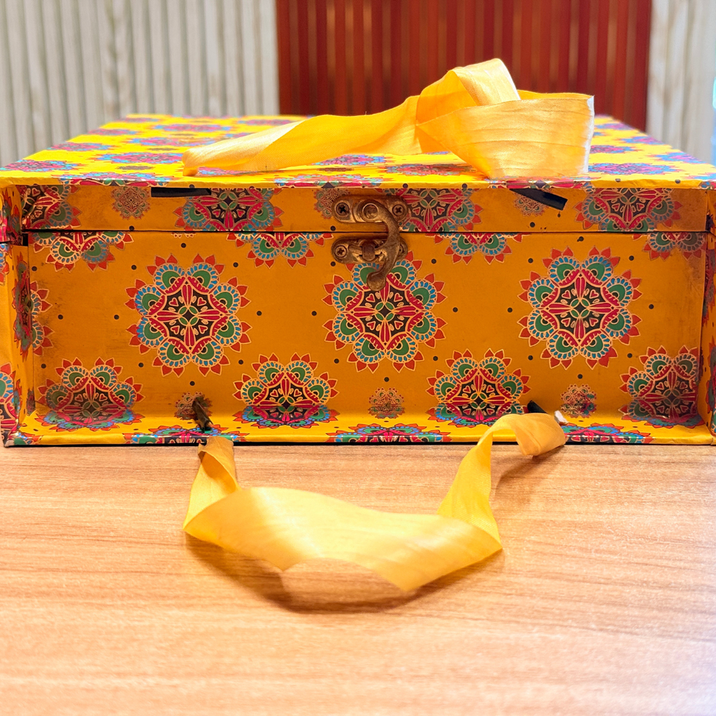 4 Jar Foil Carry Bag Style Royal Festive Mandala Gift Box