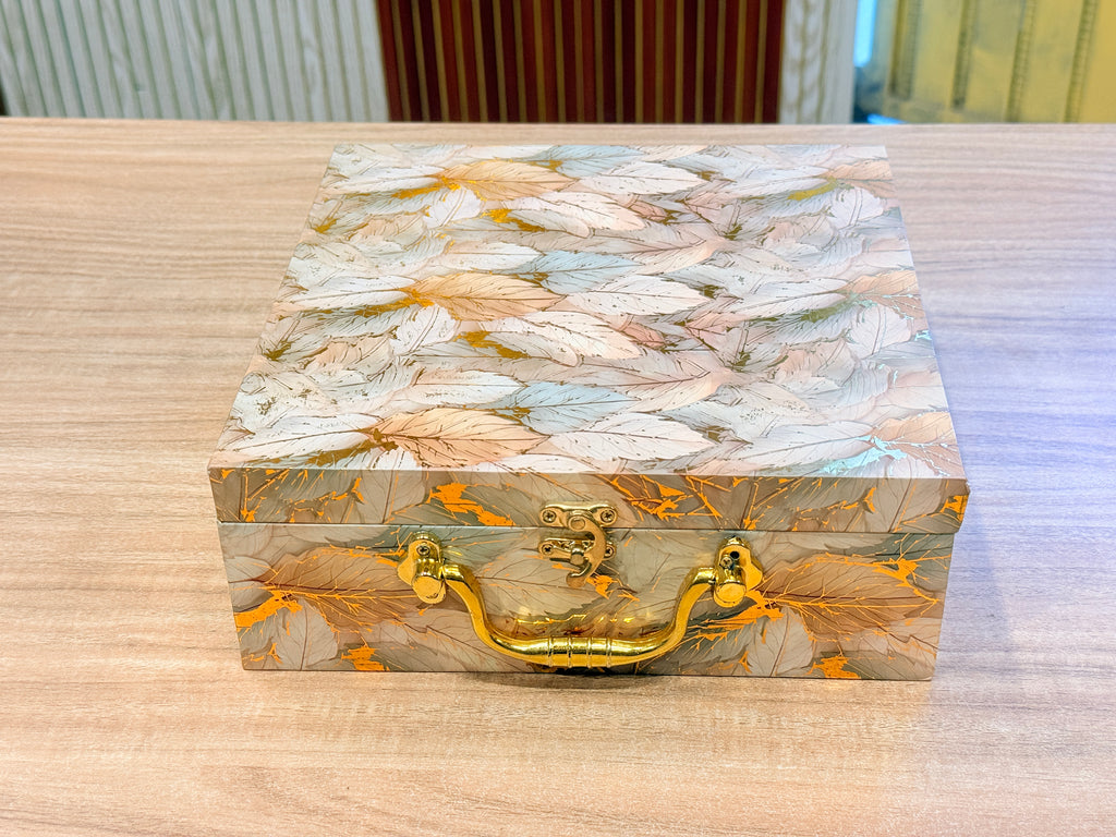 4 JAR Leafs Print Botanical Foil Luxury Hamper Box