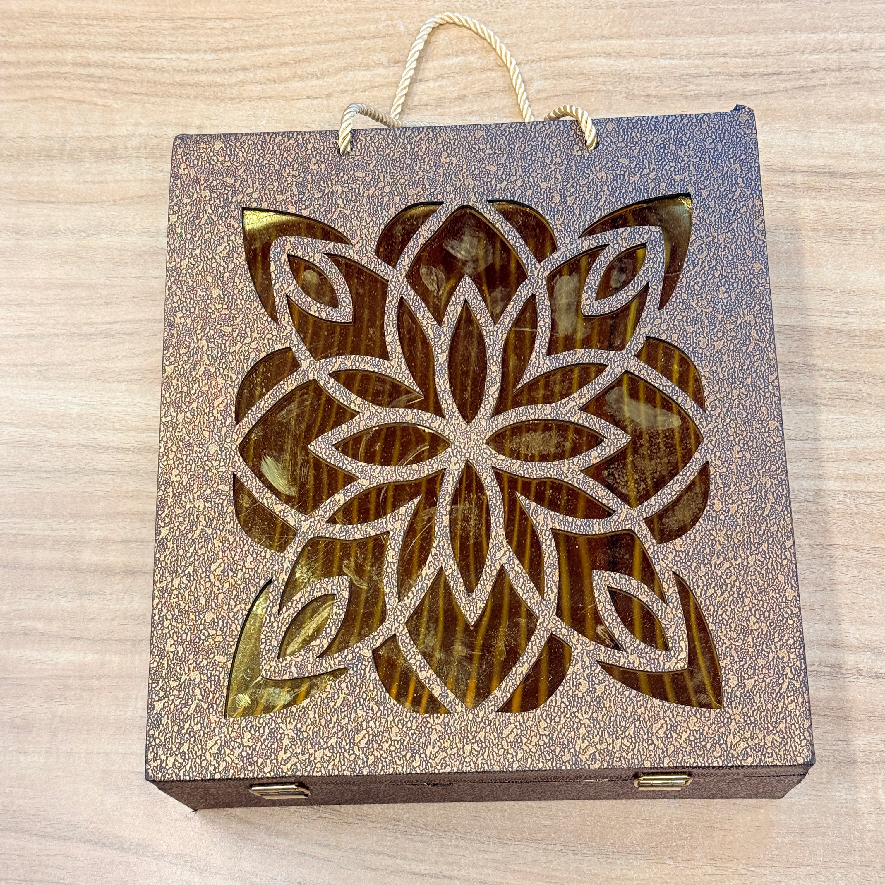 4 Jar Laser-Cut Carry Bag Style Box