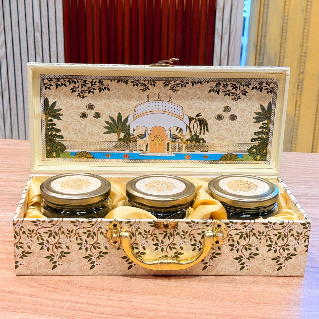 3 JAR YELLOW MGI Royal Heritage Peacock PRINT GIFT BOX