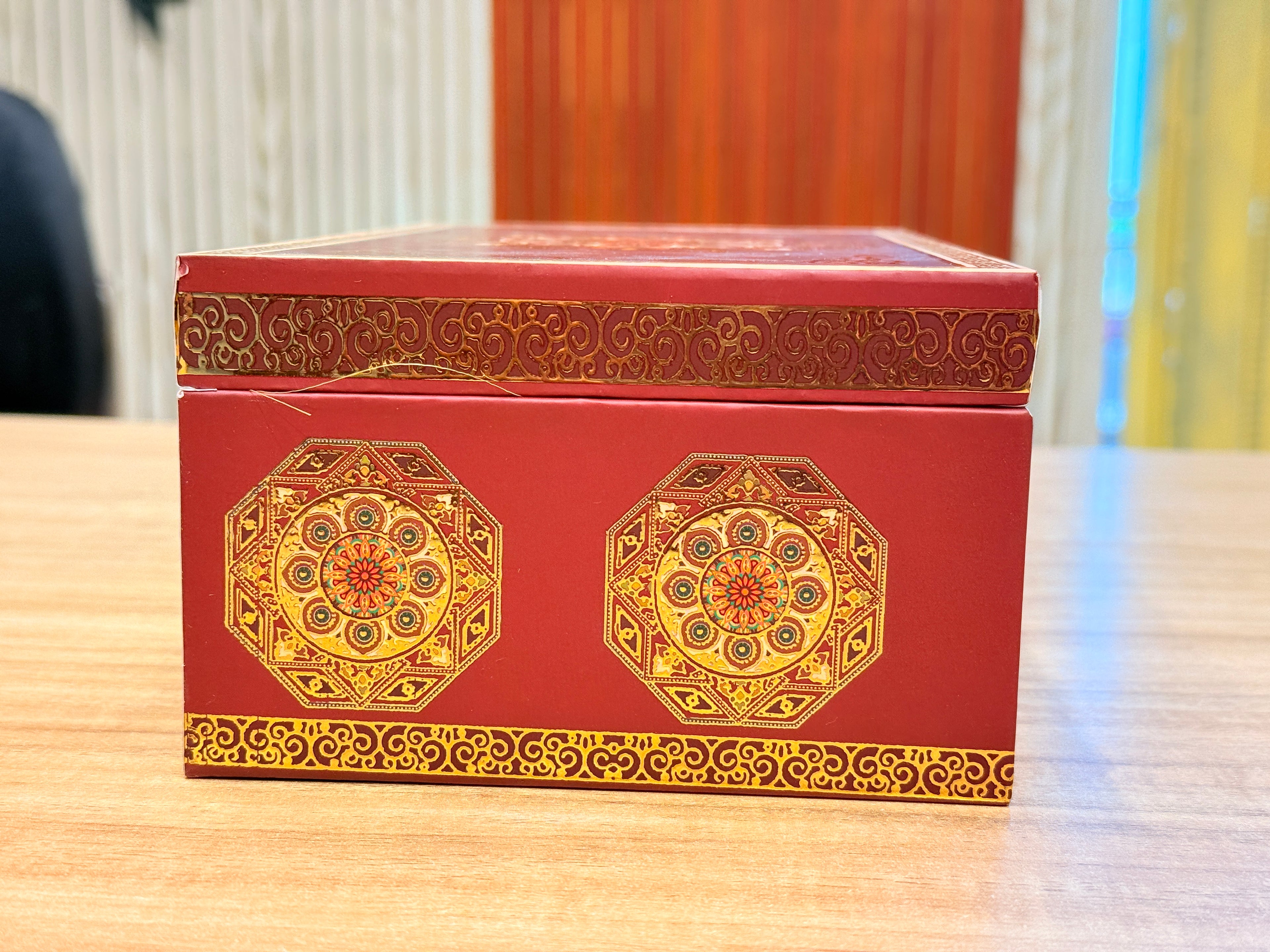 2 Jars  Maroon MGI Print Royal Floral Edition Gift Box