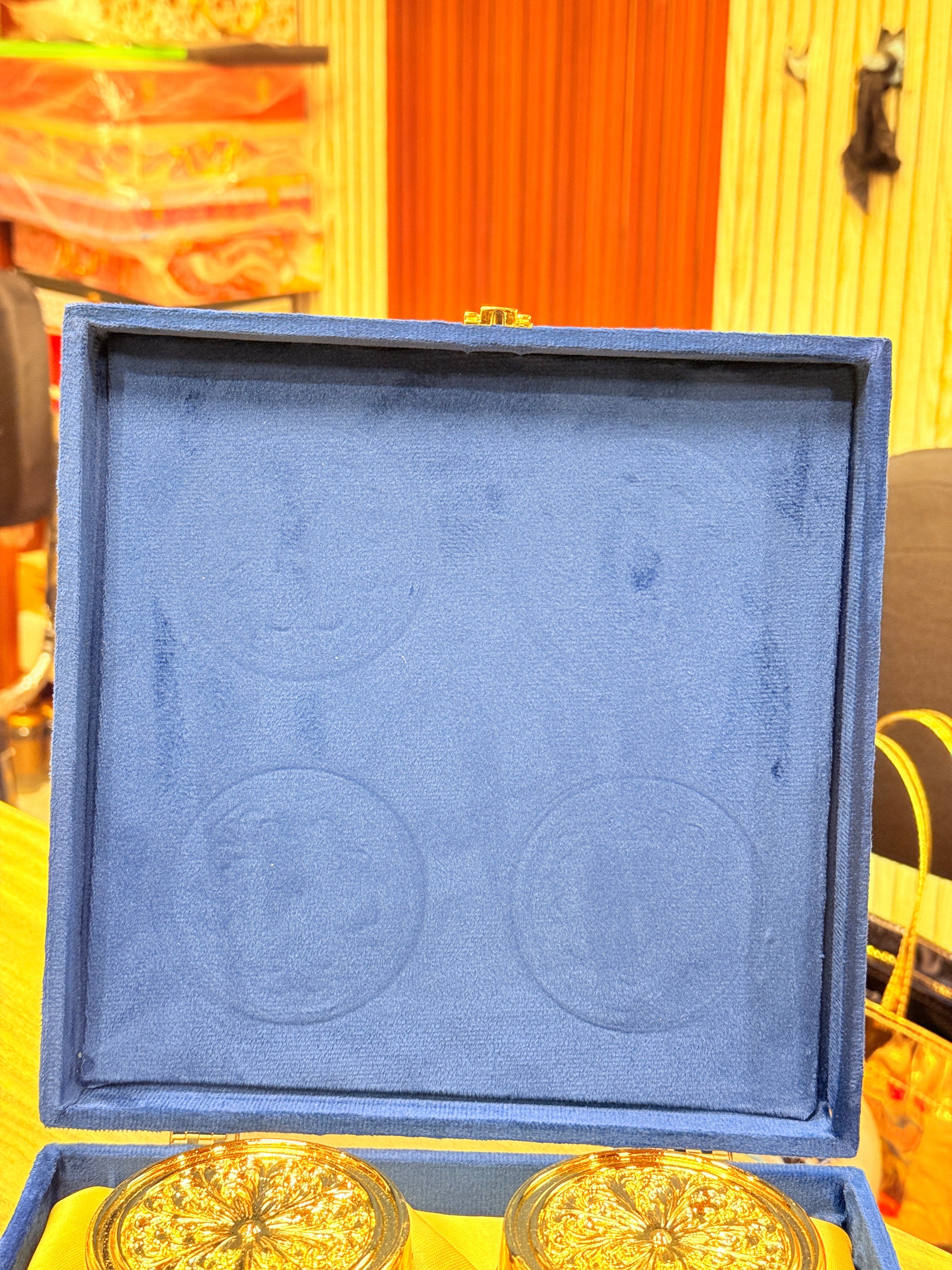 4 Jars Mirror Royal Peacock Velvet  Box with Carry Bag Gift Box