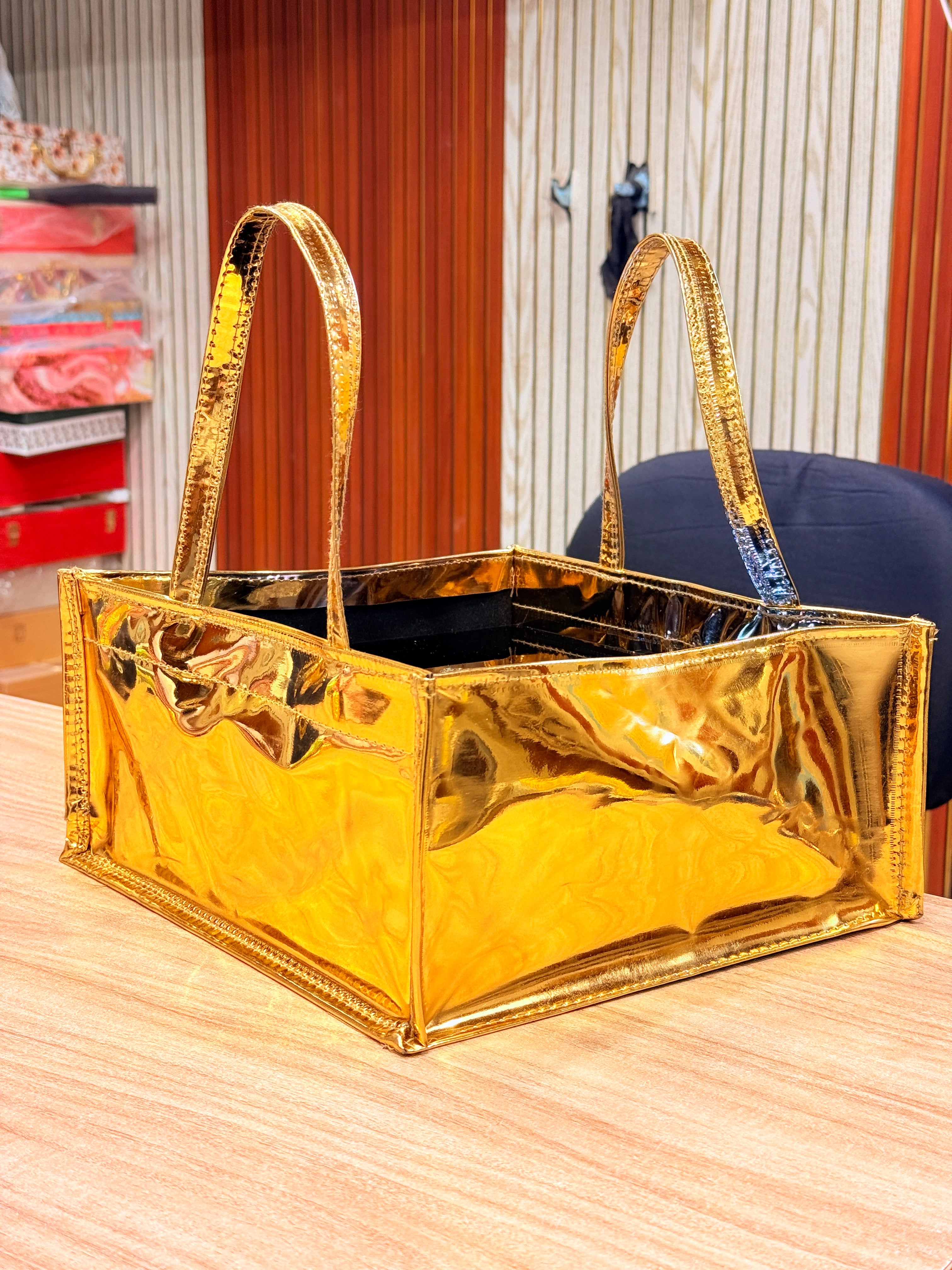 4 Jars Mirror Royal Peacock Velvet  Box with Carry Bag Gift Box