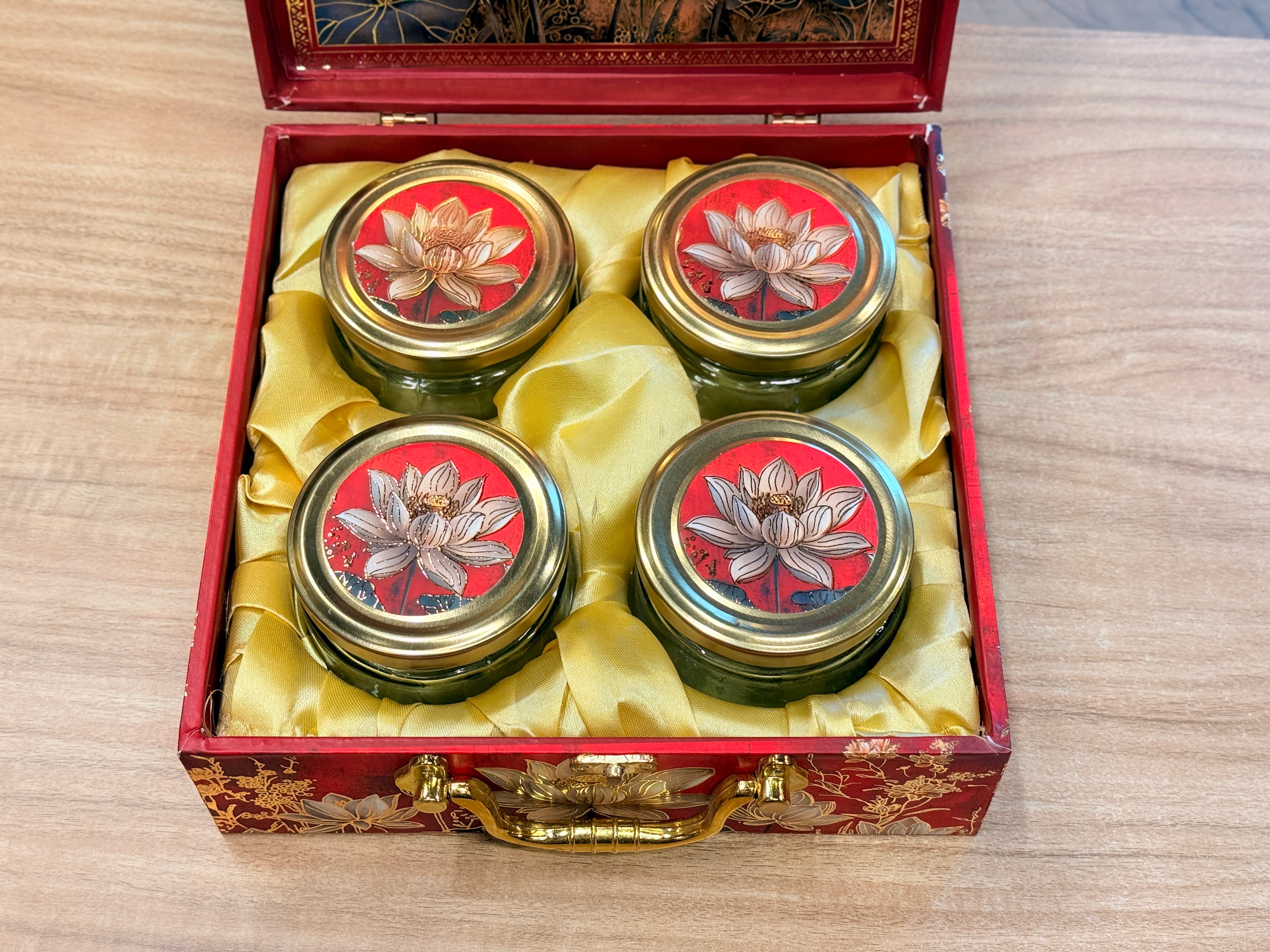4 Jar Lotus print MGI Royal Mandala Gift Box with Handle
