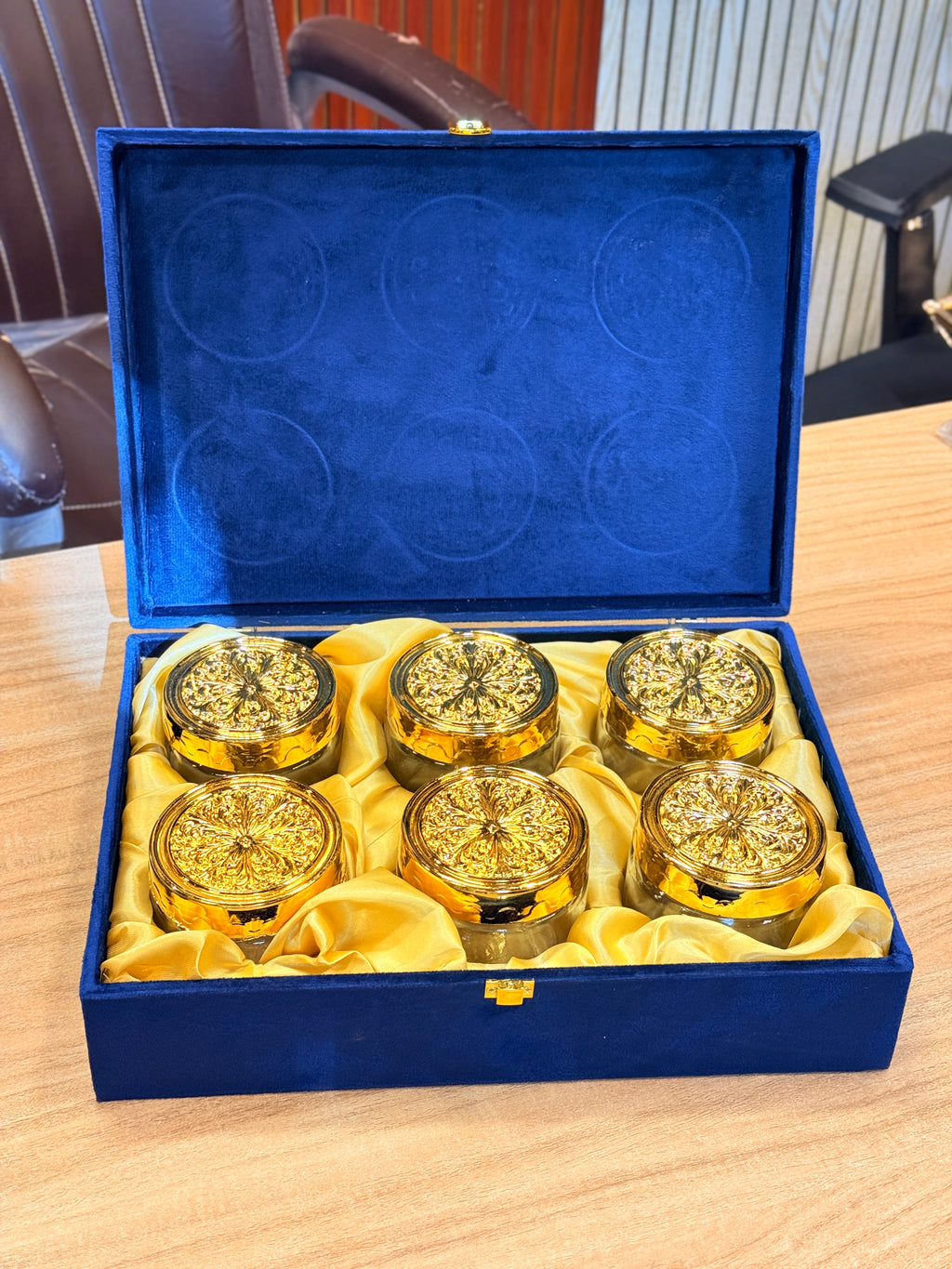 6 Jar Mirror Royal Peacock Velvet  Box with Carry Bag Gift Box