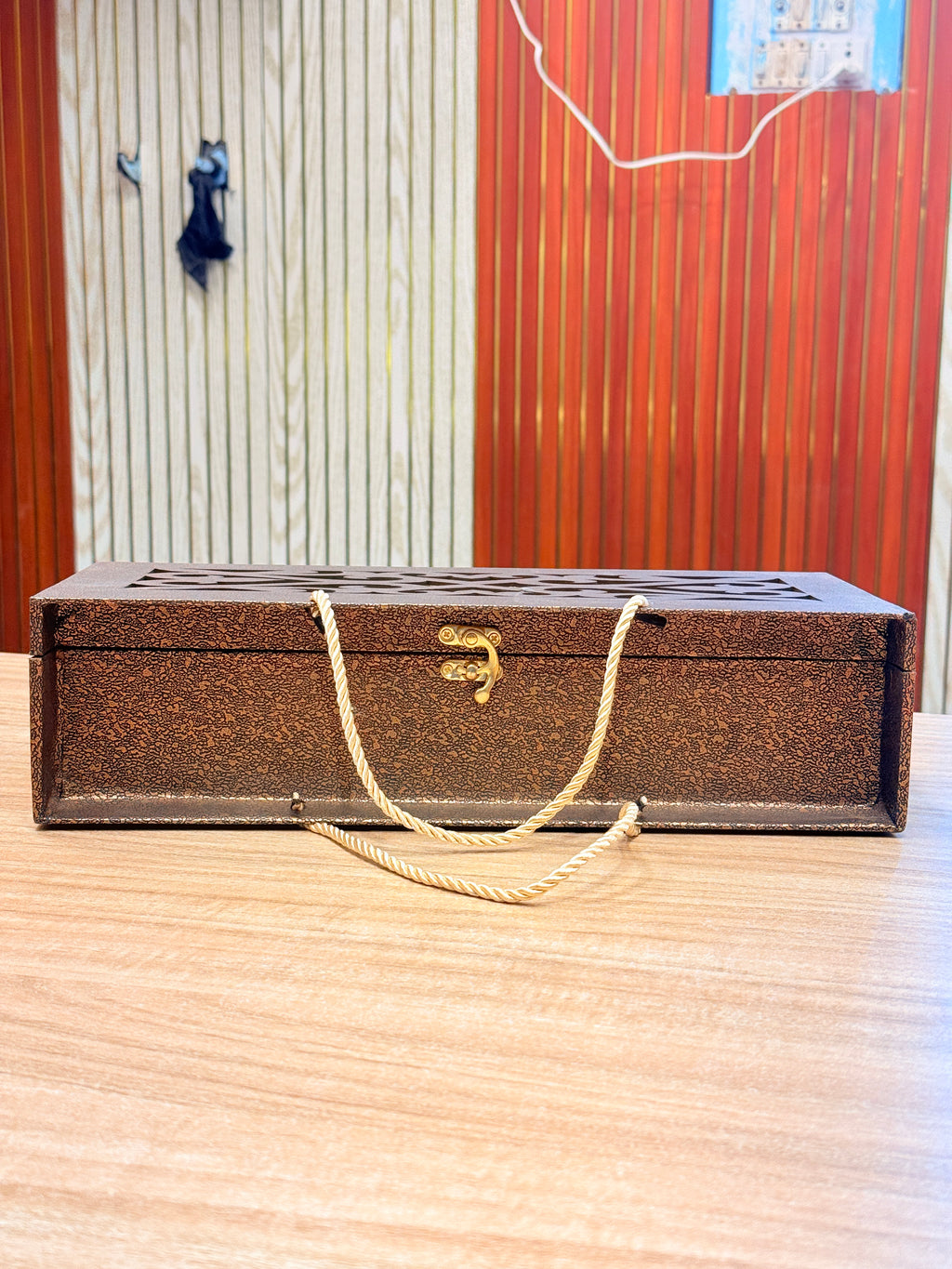 3 Jar Laser Cut Carry Bag Style Box