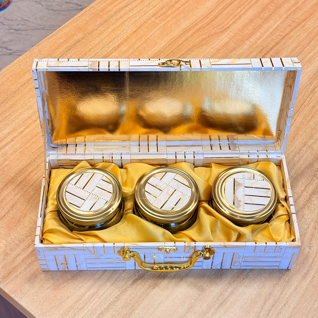 3 JAR White Line Foil Print Heritage Hamper Box