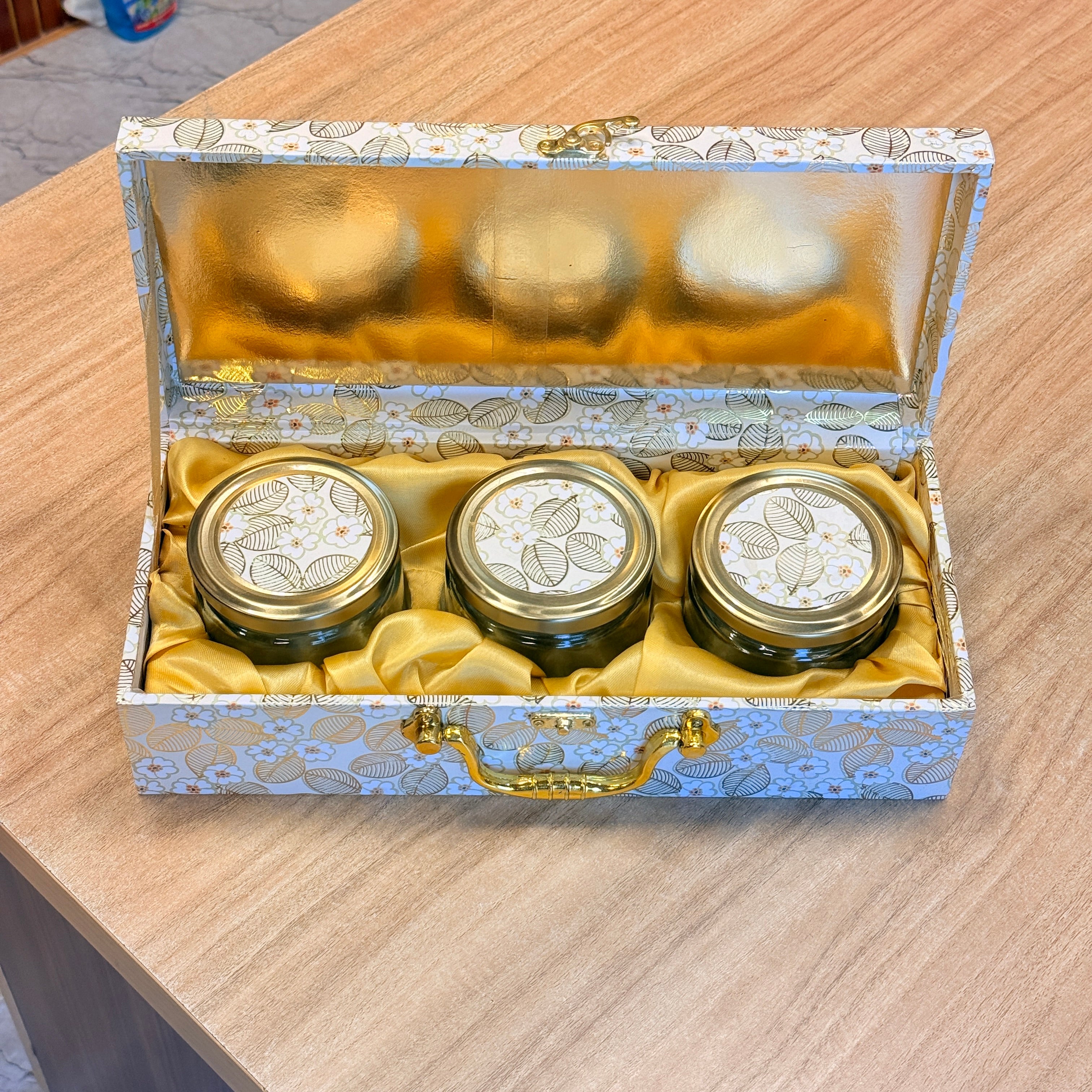 3 JAR New Leaf Foil Print Heritage Hamper Box