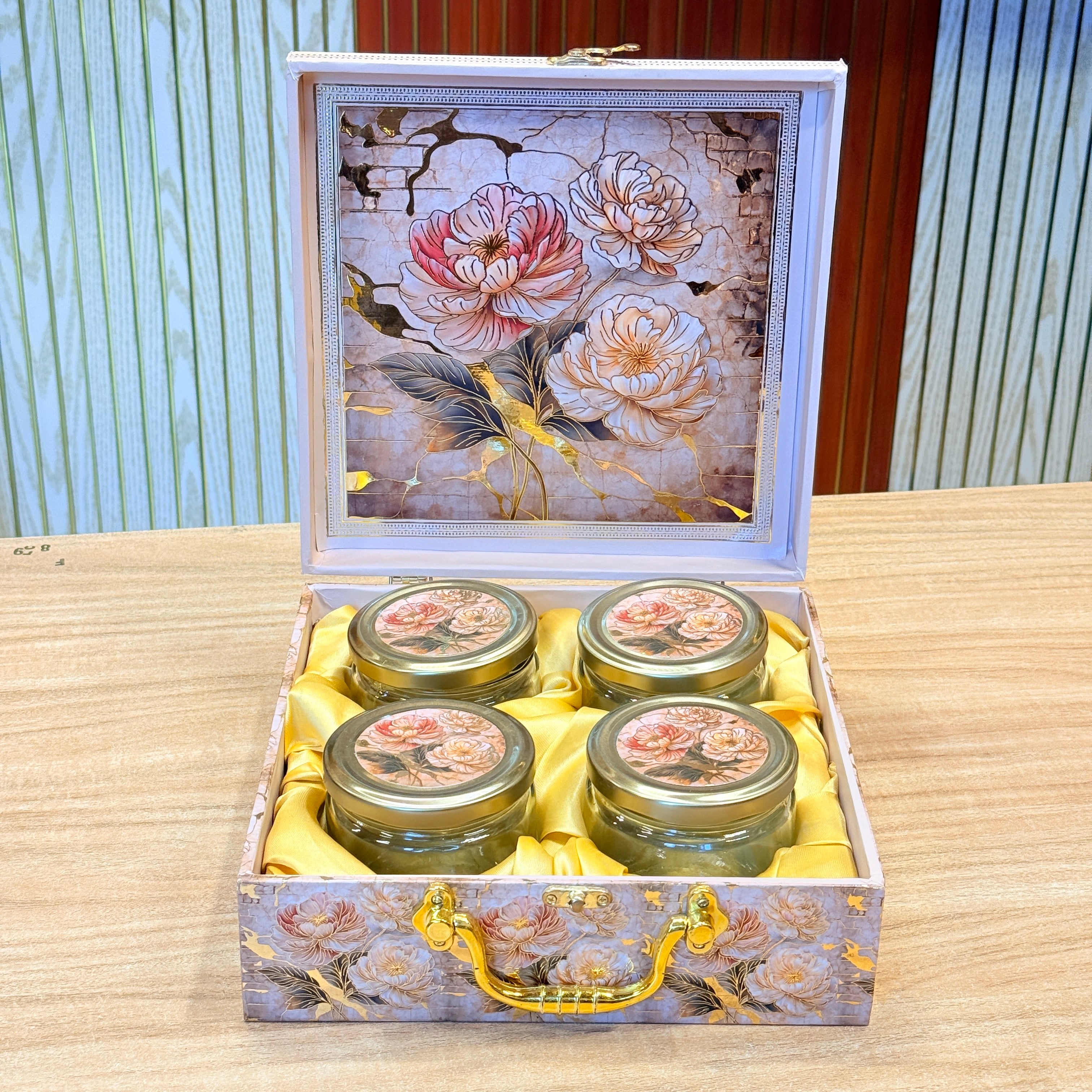 4 Jars Rose MGI Peach Royal Heritage Palace Hamper MDF Box