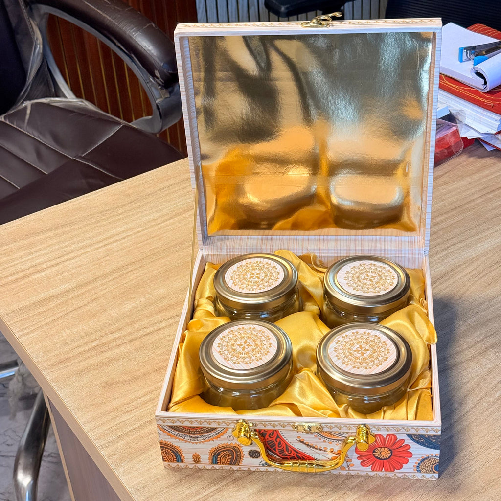 4 Jar Cream Print Luxury Hamper Box