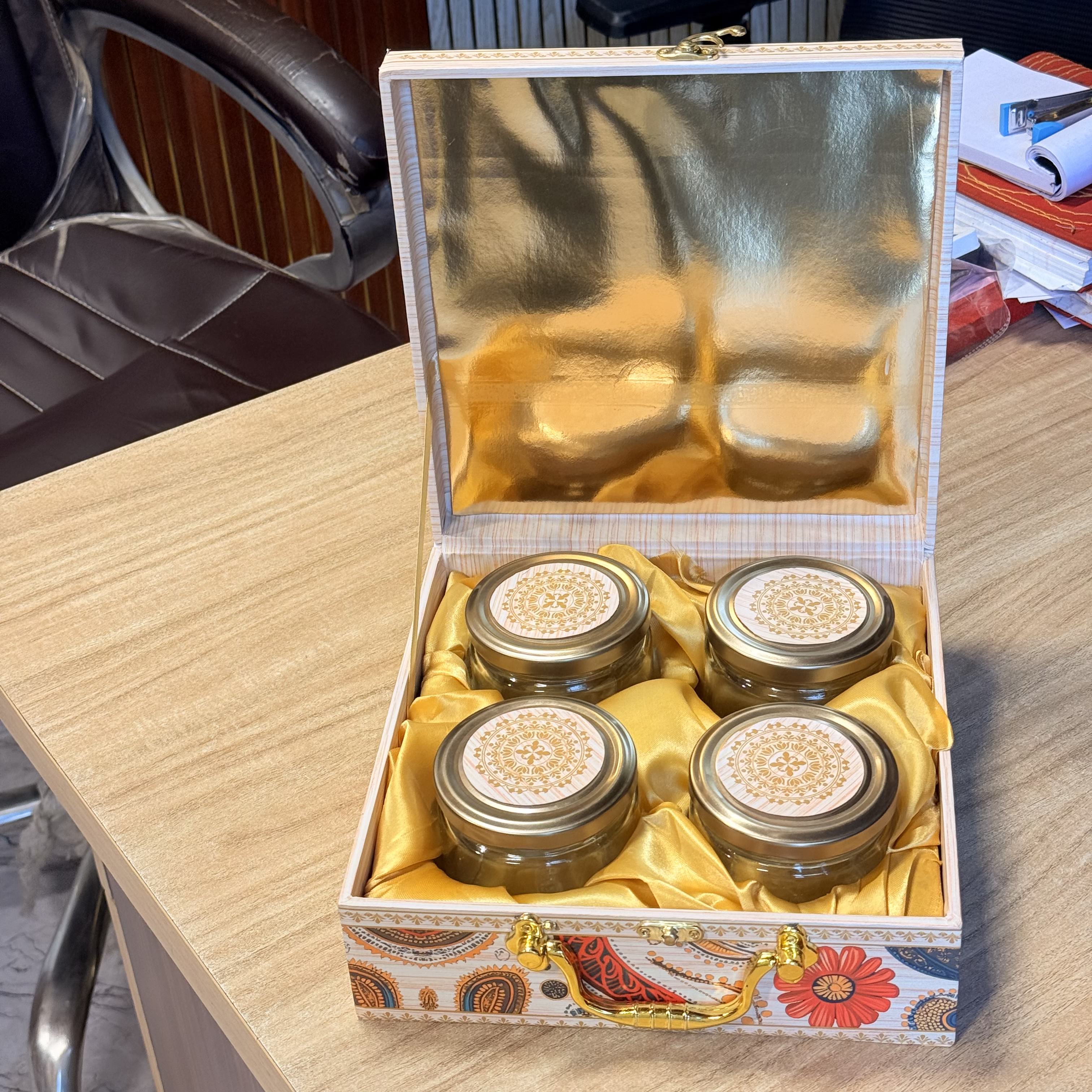 4 Jar Cream Print Luxury Hamper Box